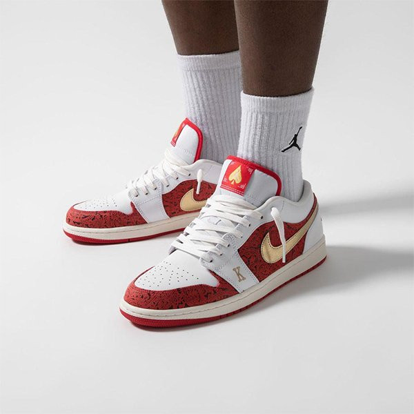 Giày Nike Air Jordan 1 Low SE “Spades”