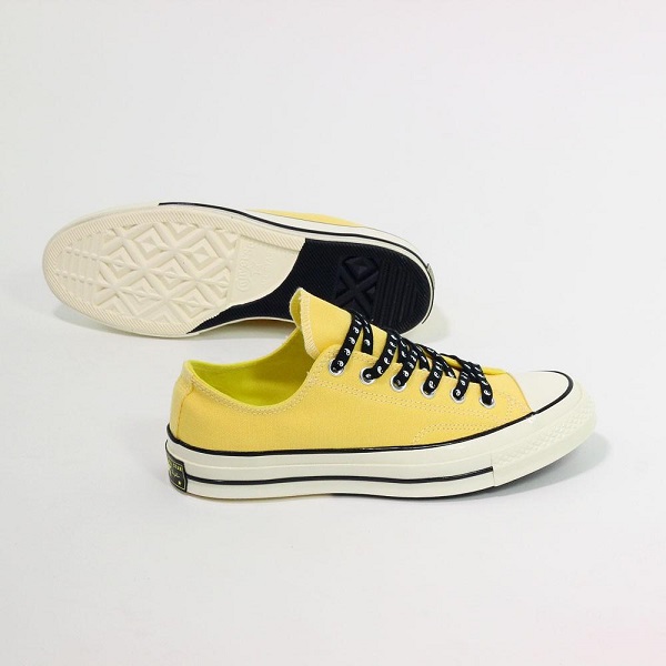 giày converse màu vàng, phối đồ với giày converse màu vàng, giày converse nữ màu vàng, giày converse nam màu vàng, giày converse cao cổ màu vàng