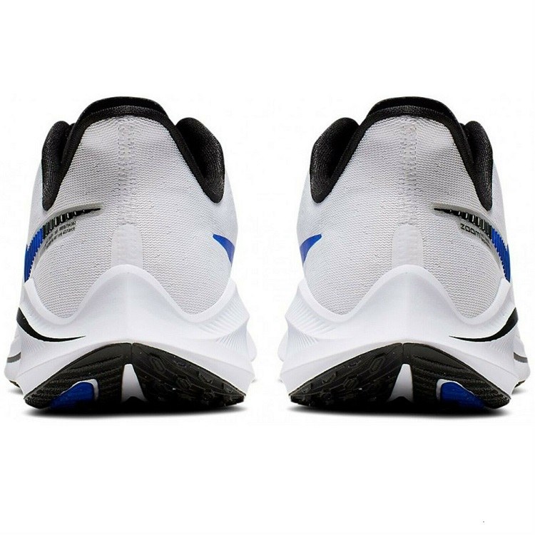 Nike Air Zoom Vomero 14 Men’s Running Shoes AH7857-101 có phần đế sau được vát nhọn, tạo cảm giác khỏe khoắn, hiện đại.