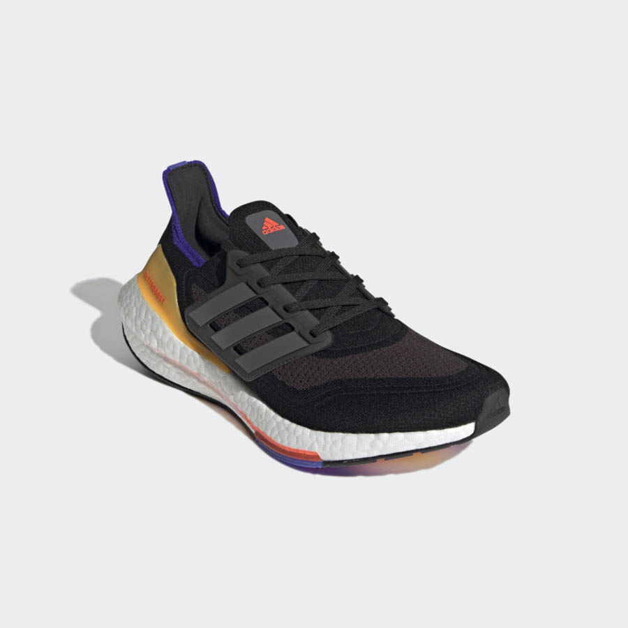 https://admin.thegioigiay.com/upload/product/2022/11/gia-y-the-thao-adidas-ultraboost-21-core-black-night-metallic-sonic-ink-636a0f05a9dff-08112022151045.jpg