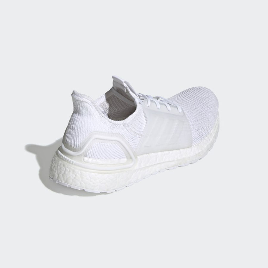 https://admin.thegioigiay.com/upload/product/2022/11/giay-adidas-ultraboost-19-shoes-triple-white-g54008-mau-trang-637755b398194-18112022165147.jpg