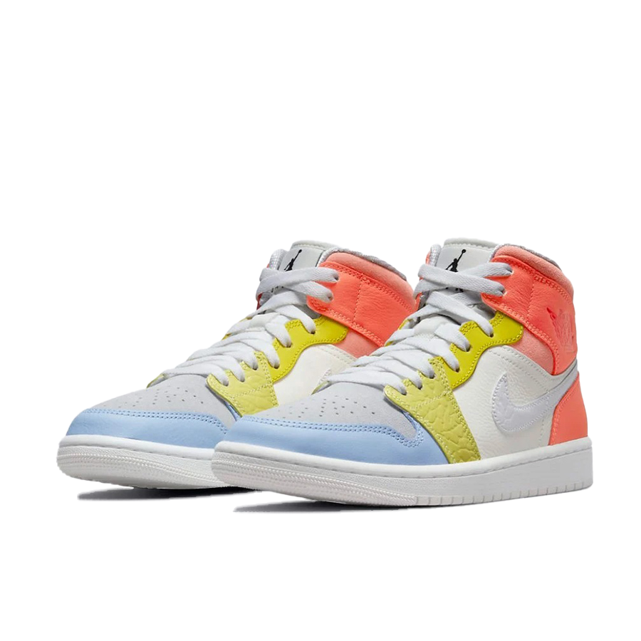 https://admin.thegioigiay.com/upload/product/2022/11/giay-nike-wmns-air-jordan-1-mid-to-my-first-coach-dj6908-100-size-37-636dfbdd7ed94-11112022143805.png
