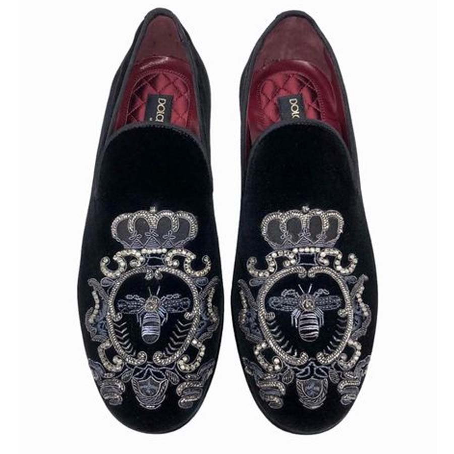 https://admin.thegioigiay.com/upload/product/2022/12/giay-luoi-dolce-gabbana-black-leather-bee-crown-loafers-mau-den-638d9658276ae-05122022135728.jpg