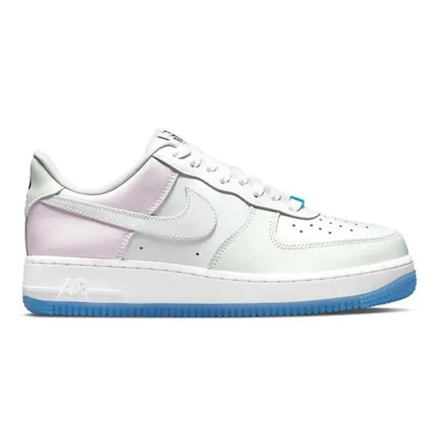 https://admin.thegioigiay.com/upload/product/2022/12/giay-the-thao-nike-air-force-1-07-lx-da8301-100-size-38-5-63a1261aee49d-20122022100354.jpg
